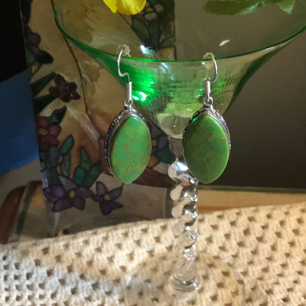 Green copper turquoise beautifully shaped!